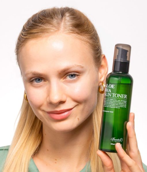 Aloe BHA Skin Toner - Image 2